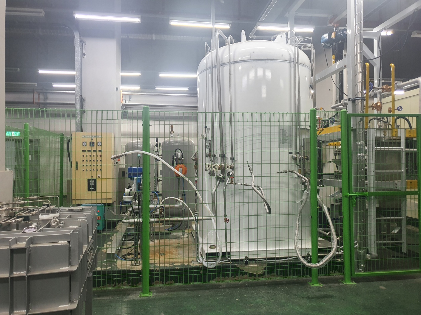 대형 저장 탱크